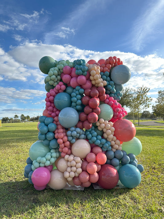 Balloon Walls & Backdrops in Chicago & Surrounding Illinois Suburbs