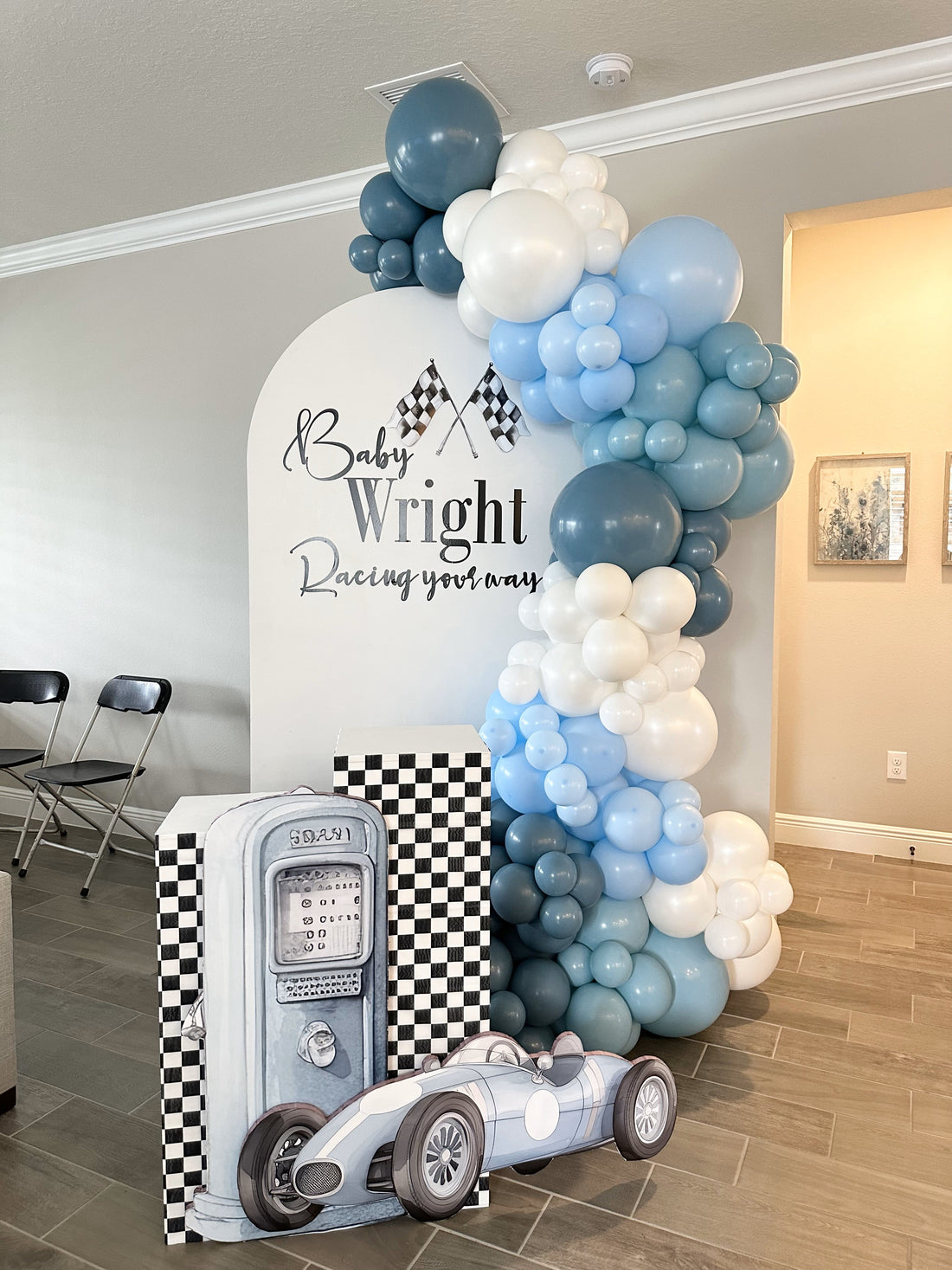 Kids Birthday Balloon Decorations in Schaumburg & Elk Grove Village